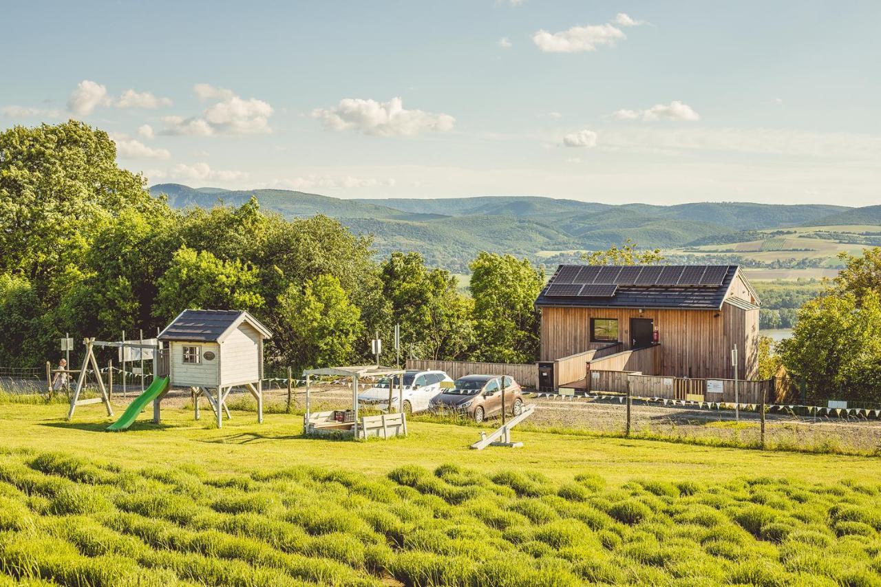 Natura Hill Panzio & Slow Food Fine Bistro Hotel Zebegeny Exterior photo